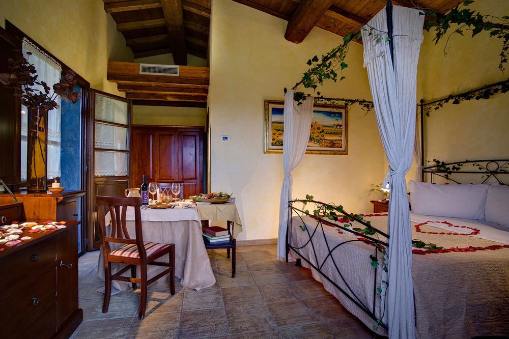 Agriturismo Valle Del Marta Тарквиния Экстерьер фото