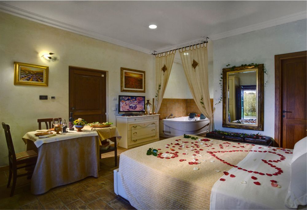 Agriturismo Valle Del Marta Тарквиния Экстерьер фото